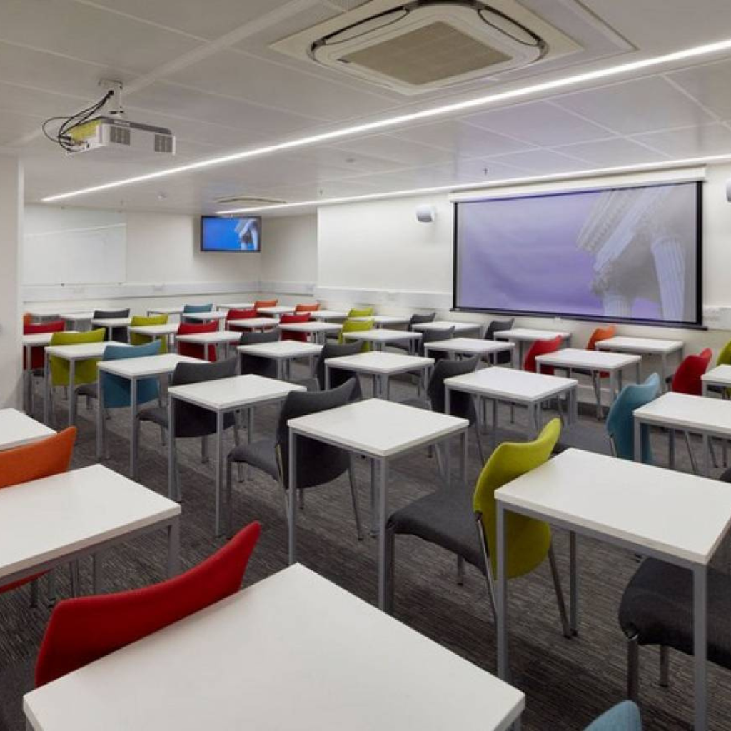 Tottenham Court Road - Large meeting room