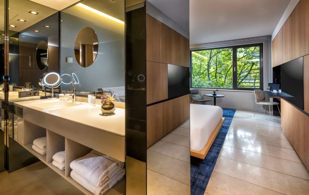 Premium Deluxe Room